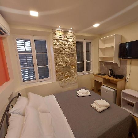 Corcyra Microflat In Old Town Lejlighed Corfu  Eksteriør billede